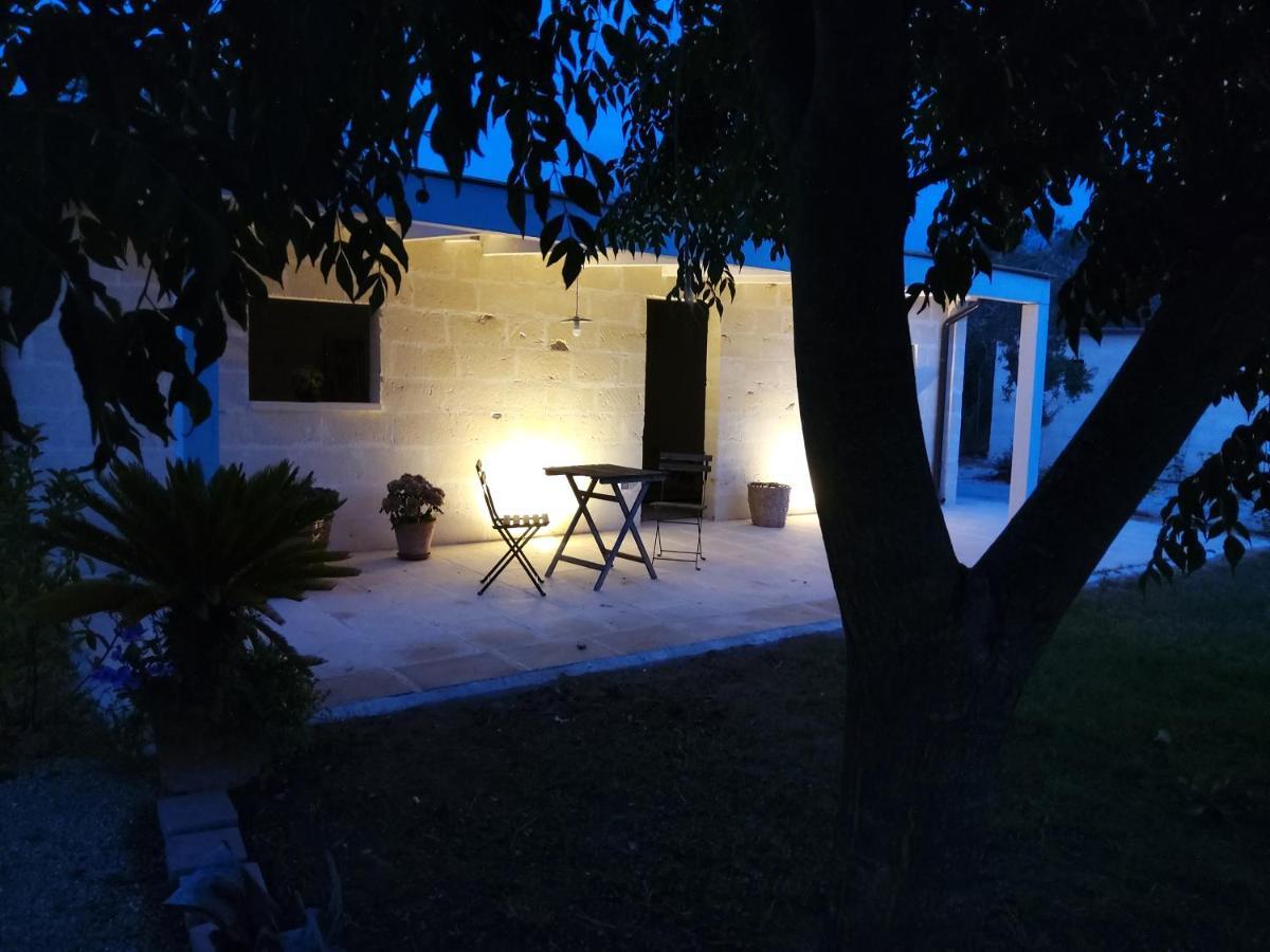 Casetta Vacanza In Campagna Aradeo Kültér fotó